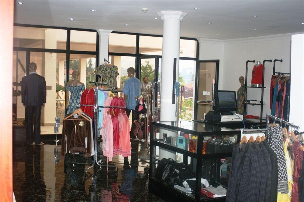 The Manor Hotel Kigali Extérieur photo