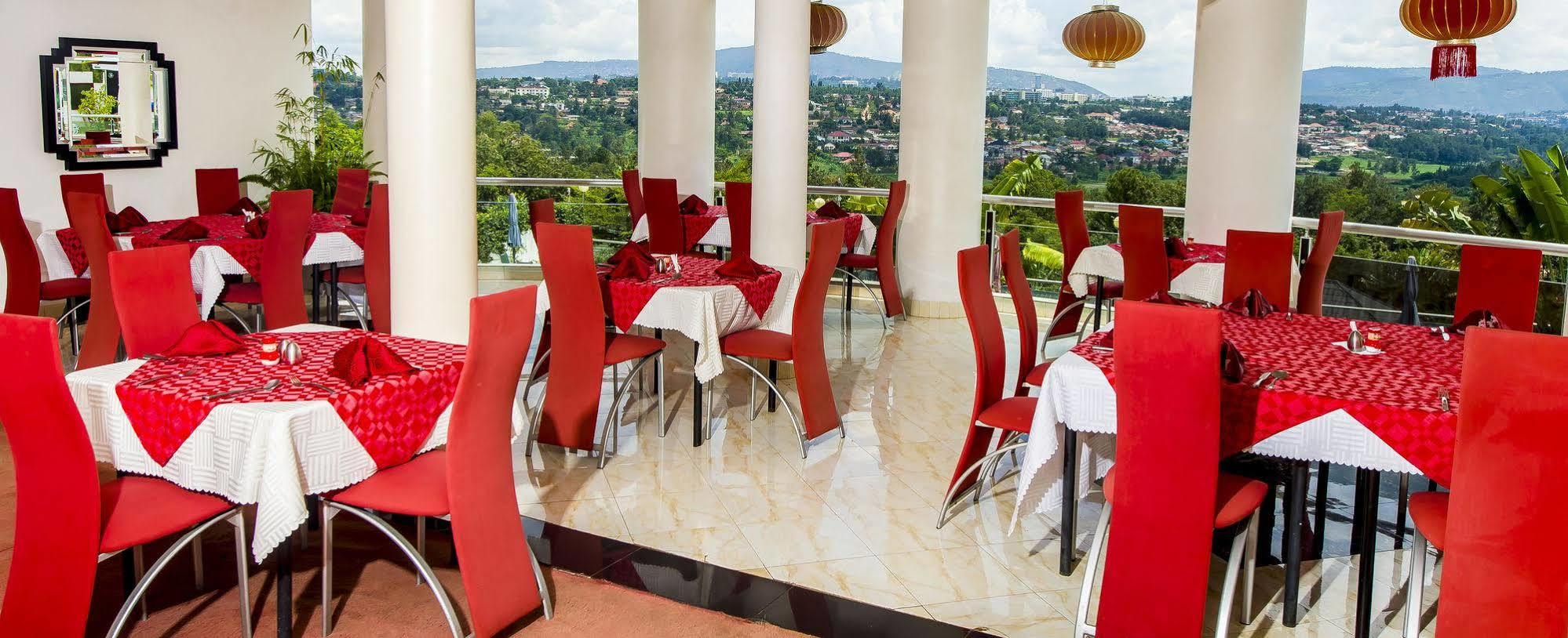The Manor Hotel Kigali Extérieur photo