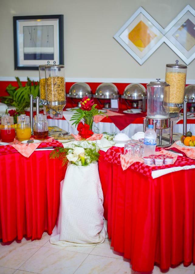 The Manor Hotel Kigali Extérieur photo